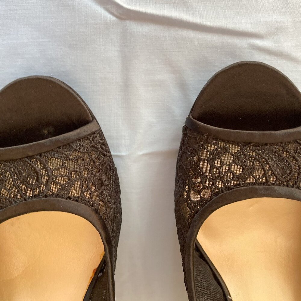BLACK SANDAL - DRESSY LACE EVENING SHOE 9.5